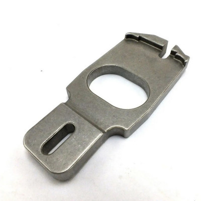 Пластина 589012-00 DeWalt DCS331N аккумуляторный лобзик оригинал